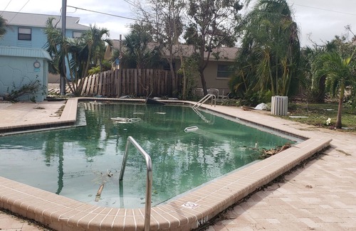 Englewood Condo | Manasota Key Beach 1Bdrm Condo, boat dock, heated pool