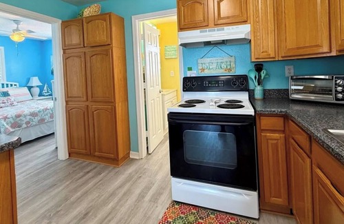 Driftwood Isles House | MANATEE COTTAGE: Gulf Front 2-bedroom house
