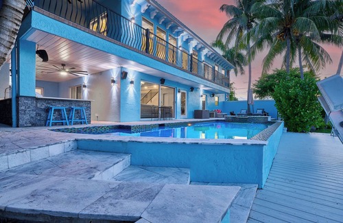 Hypoluxo House | Manatee Way: W/Pool + Intercoastal
