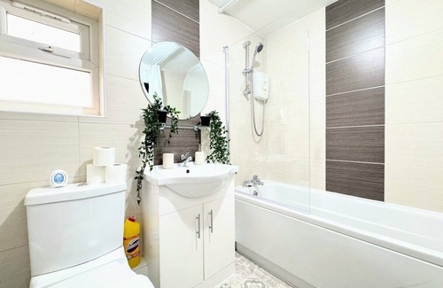 Northern Quarter Apartment | Manchester City Centre- 2 Bedroom Flat By Bevolve