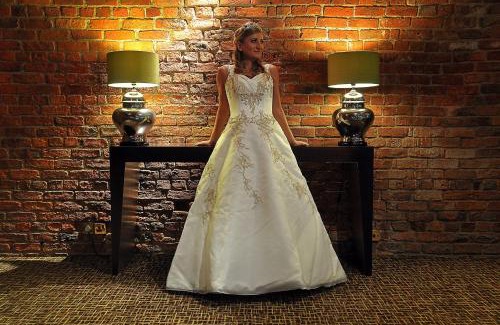Manchester City Centre Hotel | Manchester Marriott Victoria & Albert Hotel