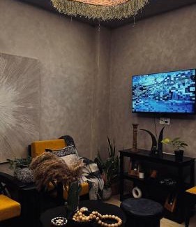 South Extension Bed & Breakfast | Mandala Maasai Afro Bohemian