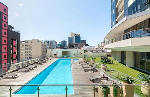 Cape Town City Centre Apartment | Mandela Rhodes Luxury Apartments