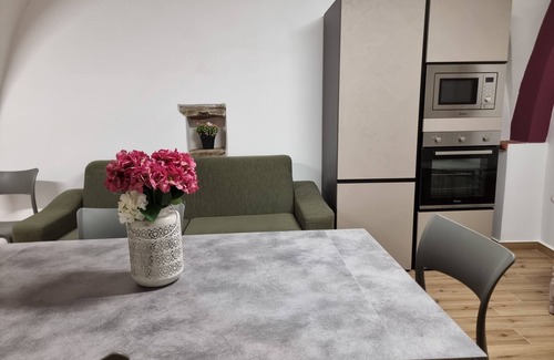 Old Town House | Mandralisca Holidays - Big Apartment in the Hearth of Cefalù