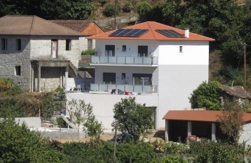 Reriz House | Manecas House Creative