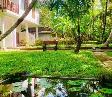 Aturuwella Bed & Breakfast | Manel Villa