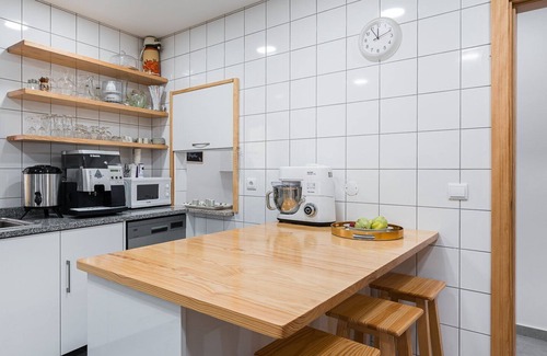 Nelas Apartment | Mangualde Luxe Retreat