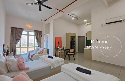 Tebrau Apartment | Manhattan Austin By JC Home