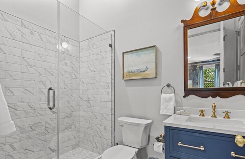 Washington House | Manifest Loft 2 in downtown historic Washington, NC