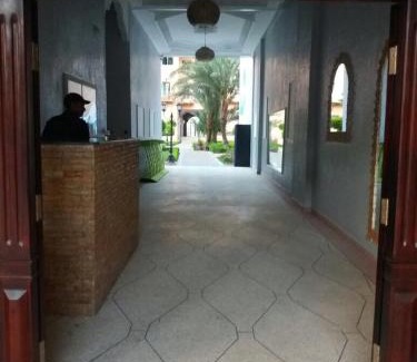 Semlalia Apartment | Manis Apartment Set in a Hotel Area