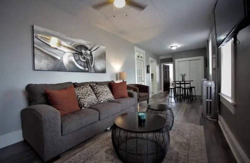 Manitou Springs Apartment | Manitou Apartment 2A