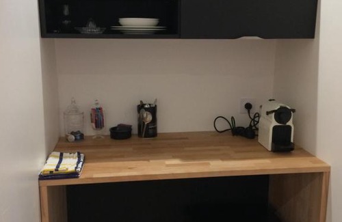 Saint-Aubin-du-Cormier House | Manoir de la celinais côté cour