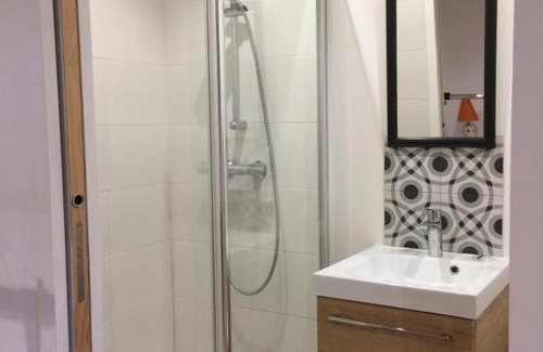 Saint-Aubin-du-Cormier House | Manoir de la celinais côté cour