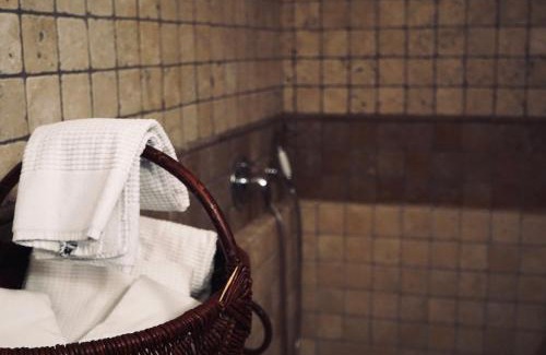 Cancale Hotel | Manoir Des Douets Fleuris