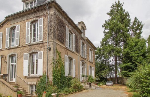 Yvre-l'Eveque Bed & Breakfast | Manoir des Turets