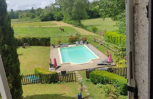 Montmoreau-Saint-Cybard House | Manoir La Breuille - elegant Manor house with private heated pool