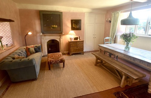 Wraxall Cottage | MANOR FARM HOUSE, pet friendly, character holiday cottage in Failand