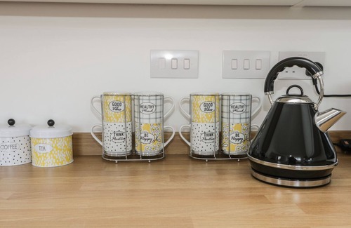 Scarborough Apartment | MANOR HEATH - THE PENTHOUSE, pet friendly in Scarborough