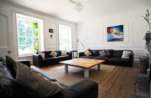 Holworth House | Manor House Moreton - Entire Holiday Home