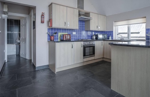 Pendine Apartment | Manor View - 1 Bedroom Apartment - Pendine