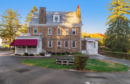 Montebello House | Mansion in the Mountains - Luxury, Peace & Family