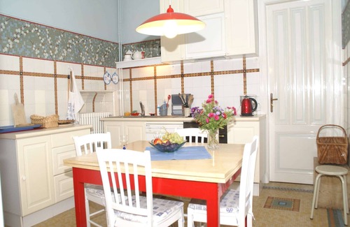 Vecoux Villa | Mansion in Vecoux with Pool and Garden