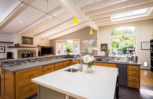 St. Helena House | Mansion w/Heated Pool,Hottub,Tennis,Golf,Vineyard