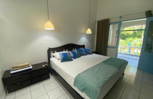 Junquillal Hotel | Manta Ray Lodge