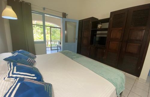 Junquillal Hotel | Manta Ray Lodge