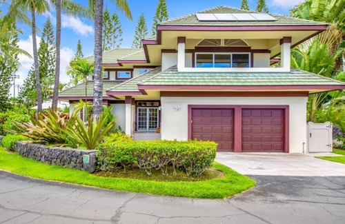 Kailua-Kona House | Manta Ray Manor - Oceanfront Gated Community, short walk to beach and town.
