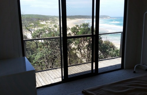 Manyana House | Manyana - Absolute Beachfront Cottage