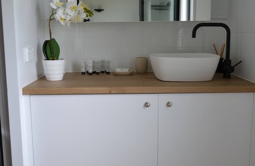 Manyana House | Manyana Beach Tiny Stays located a short walk to stunning Manyana beach.
