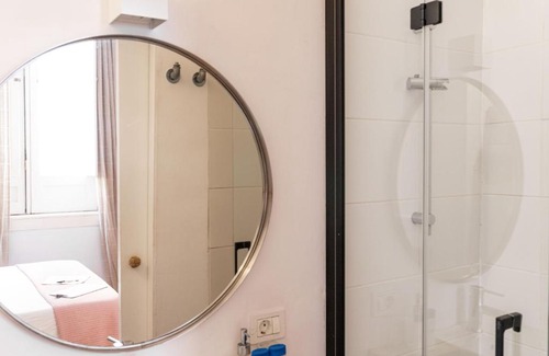 Santa Cruz de Tenerife Hotel | Mapango Small Rooms