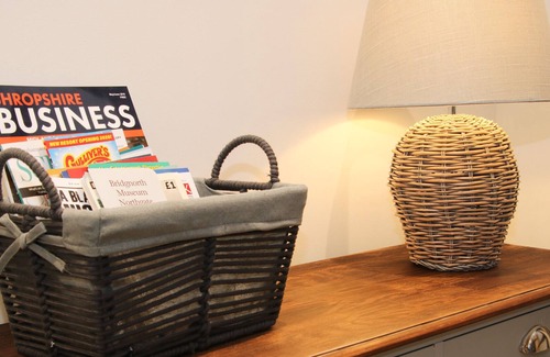 Bridgnorth Apartment | MAPLE COTTAGE, romantic, character holiday cottage in Bridgnorth