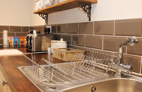 Bridgnorth Apartment | MAPLE COTTAGE, romantic, character holiday cottage in Bridgnorth
