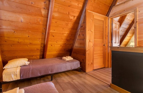 South Haven Cabin | Maple Haven, A-frame cabin, Beach Access