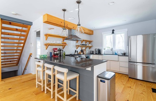 Narrowsburg House | Maple House: 25 Min to Big Bear Mtn+Cozy Fireplace