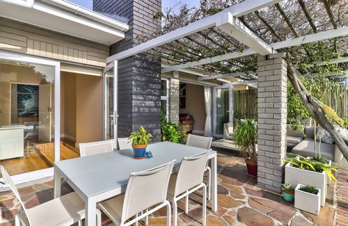Constantia House | Maple House
