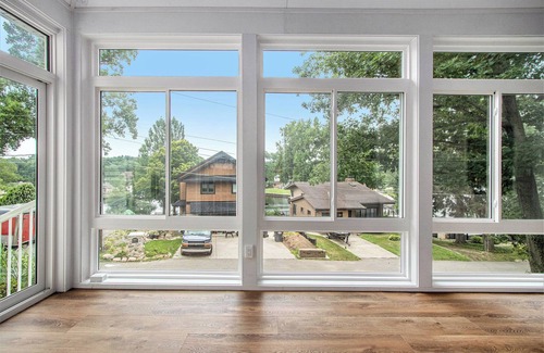 Coloma House | Maple Island Home overlooking Paw Paw Lake