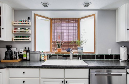 Seattle House | Maple Leaf Craftsman w/Private Hot Tub, AC, Fenced Yard & Walkable Dining