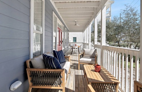 Seagrove Beach House | MAR- Across from Beach- 4 Bikes ON 30A