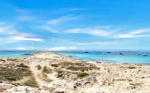 Es Pujols Apartment | Mar Suites Formentera by Universal Beach Hotels