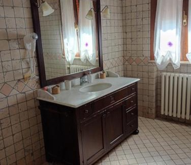 Ostellato Bed & Breakfast | Mara's & Toby's house