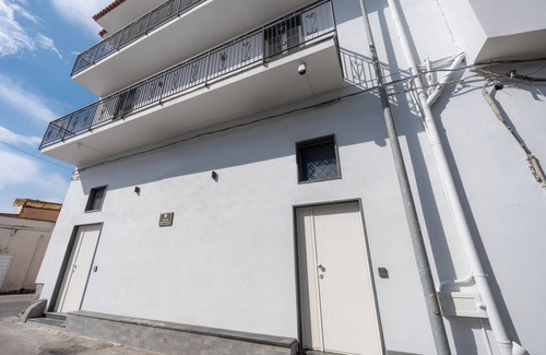 Torre Annunziata House | Maraf Rooms Minerva - Elegance and comfort near Pompeii