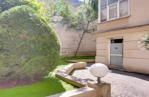 Quartier Sainte-Avoye Apartment | Marais-a maze of picture perfect narrow streets- 115m2 gem in a dream location