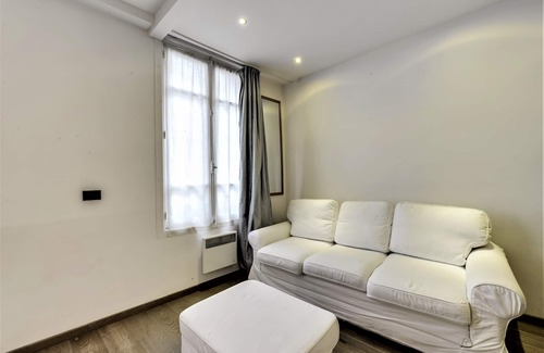 4th Arrondissement Apartment | Marais/Saint Paul - rue Ferdinand Duval ID 238