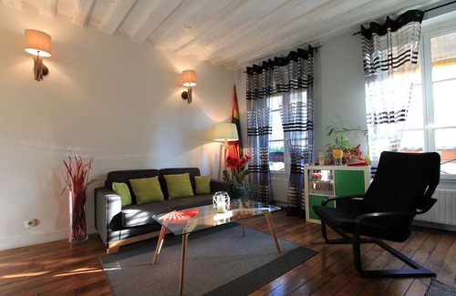 Saint-Gervais Condo | Marais - Sicile - Sainte Croix de la Bretonnerie -Gay Paris