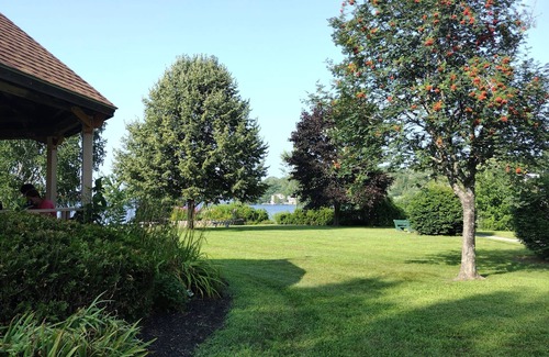 Winthrop Cottage | Maranacook Lake Front Cozy Cottage