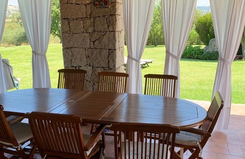 San Pantaleo Villa | Maravillosa Villa en San Pantaleo!