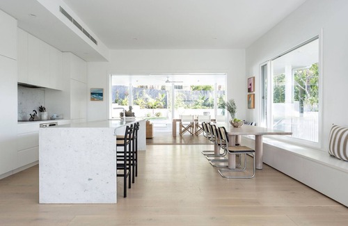 Avalon Beach House | Marbella Beach House by TCC